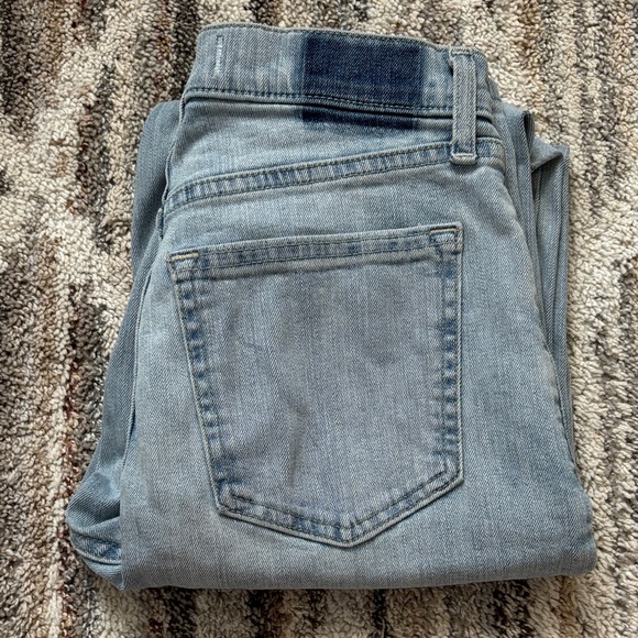 Abercrombie & Fitch The 90’s Relaxed Jean High Rise - Picture 2 of 5